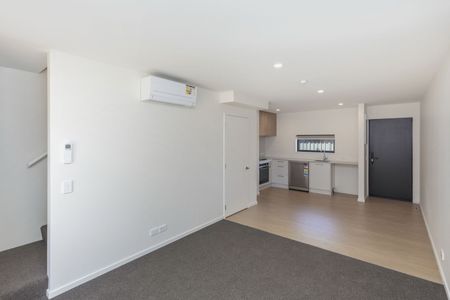 6/220 Geraldine Street, Edgeware, NZ 8013 - Photo 3