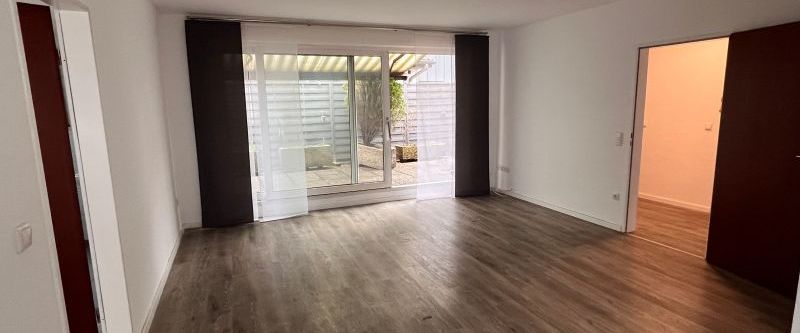 Für Altstadt-Genießer: Moderne 2,5-Zimmer-Wohnung mit großer Dachterrasse im Herzen von Moers - Foto 1