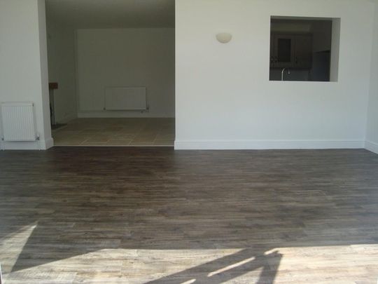 5 bedroom detached house to rent - Photo 1