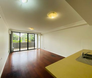 #3MINS TO LIDCOMBE STATION #SPACIOUS TWO BED UNIT #CONVENIENT - Photo 2