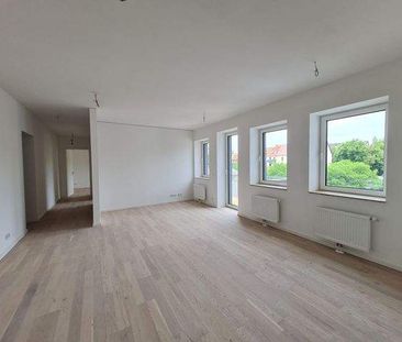 Attraktive 3- Zimmerwohnung mit EBK und Balkon zu vermieten! - Foto 1