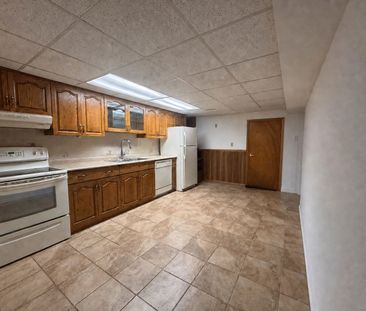 For Lease - 98 Sonmore Drive, Toronto, Ontario - Photo 1