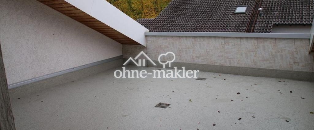 Große Wohnung mit Dachterrasse u. Gartenanteil, zentral und ruhig in Rain - Foto 1