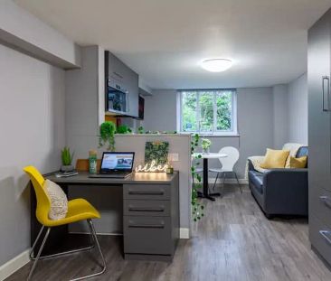 Deluxe Ensuite - Photo 3