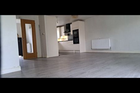 4 Bed Flat, Woodside Grange Road, N12 - Photo 4