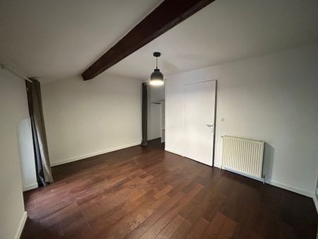 Location Maison 6 pièces 141m² AGEN 47000 - Photo 5