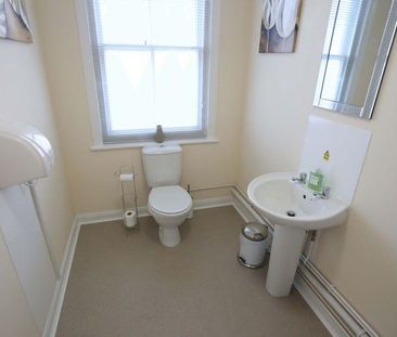 Apartment to rent - Photo 2