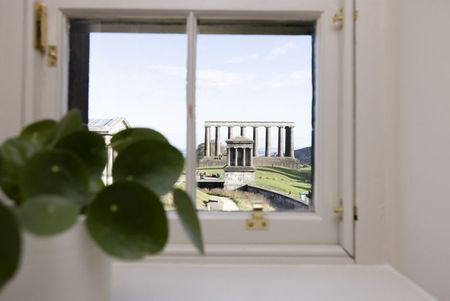 Calton Hill - Photo 3