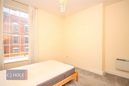St. Clements Court, - Photo 2