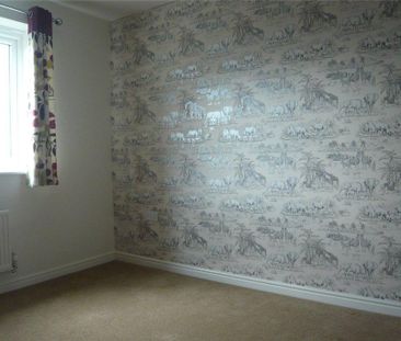 3 bedroom semi-detached house to rent - Photo 5