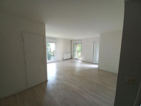 Très bel appartement T3 dans cadre verdoyant à Clamecy - Photo 3