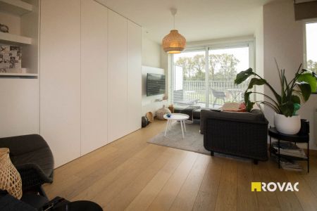 Zeer energiezuinig en instapklaar appartement (tot. opp. 81,44 m²) met private autostaanplaats - Foto 3