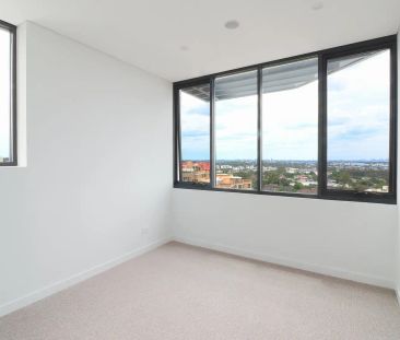 “Level 6 with expansive northerly views” - Photo 2