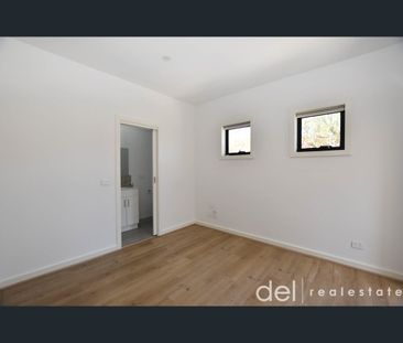 2/4 Belfort Street, Dandenong, Vic 3175 - Photo 5