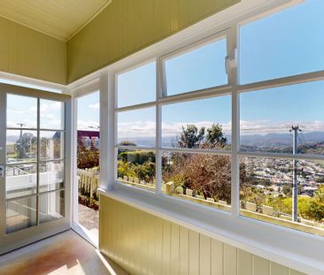 Elevated and Spacious Sun Trap - Photo 5