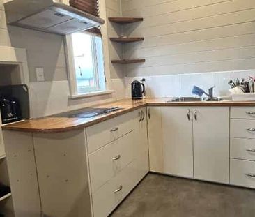 Family-Friendly Home with Space, Warmth, and Functionality - Photo 2