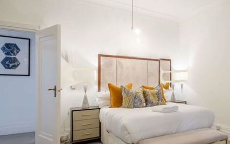 Strathmore Court, London, NW8 - Photo 4