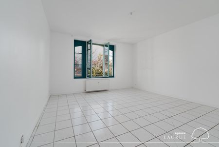 Location Appartement 4 pièces 104m² VICHY 03200 - Photo 5