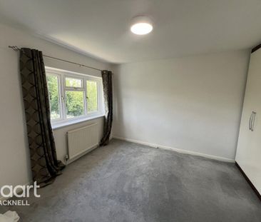 3 bedroom terraced house to rent - Photo 2