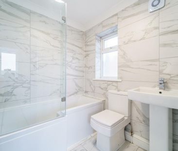 2 bedroom penthouse to rent - Photo 5