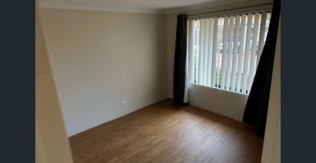 PERFECT LOCATION! - Photo 3