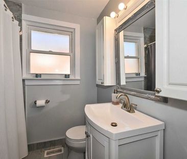 For Lease - 74 Tansley Avenue Unit# Main Level, Toronto, Ontario - Photo 2