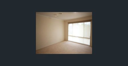 LOW MAINTENANCE FAMILY LIVING - Photo 4