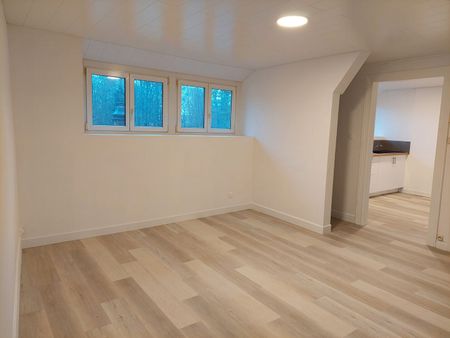 Apartment - Photo 2