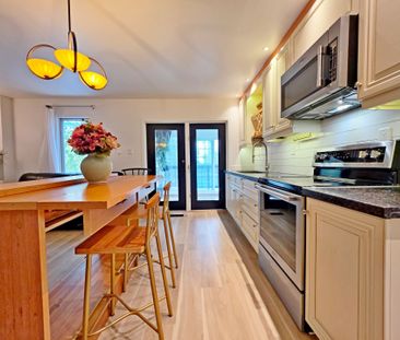 For Lease - 260 Metro Road Unit# B, Georgina, Ontario - Photo 2