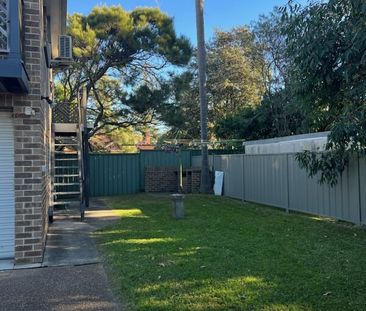 Rooms 3 Young Street, Cooks Hill NSW 2300 - Photo 3