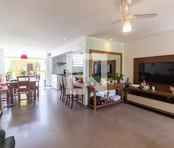 Casa para alugar com 257m², 4 quartos e 2 vagas - Photo 1