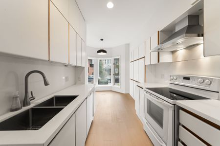 For Lease - 10 Gibson Avenue, Toronto, Ontario - Photo 4