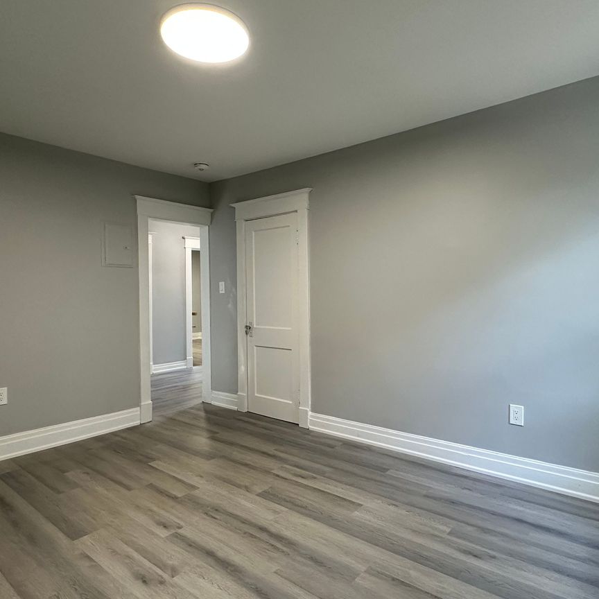 For Lease - 27 Water Street Unit# unit B, St. Catharines, Ontario - Photo 1