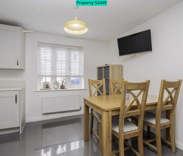 3 bedroom end of terrace house to rent - Photo 3