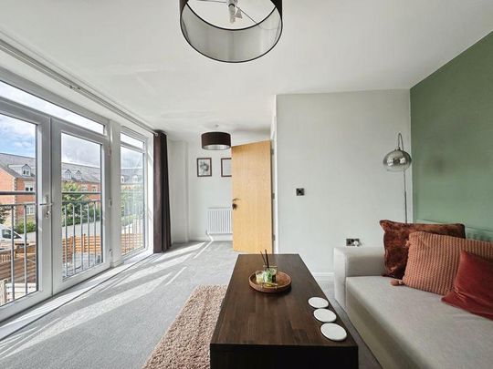 3 bedroom semi-detached house to rent - Photo 1