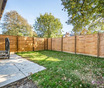 2 bedroom semi-detached house to rent - Photo 3