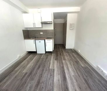 Location Appartement 1 pièce 16m² AIX EN PROVENCE 13100 - Photo 1