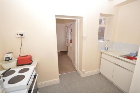 1 bedroom flat to rent - Photo 3