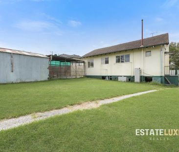 Comfortable Living in a Convenient Doveton Location - Photo 6