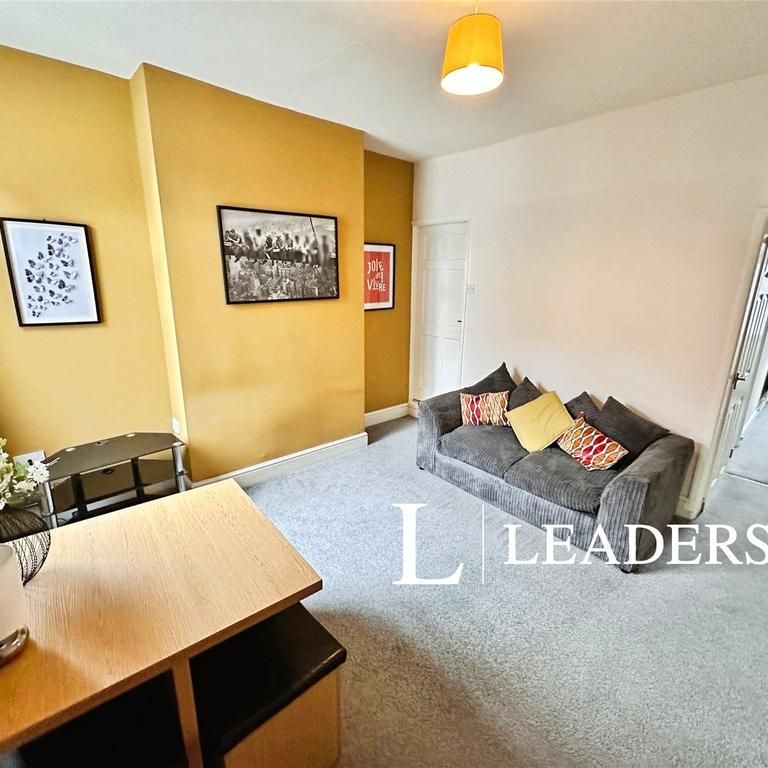 2 bedroom terraced house to rent - Photo 1