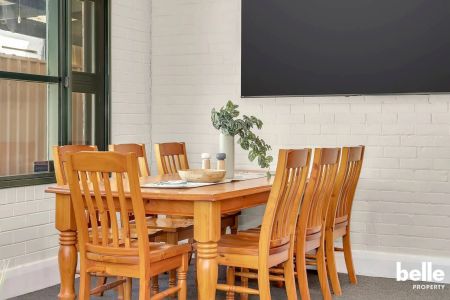 Fully furnished home– Close to Airport, CBD & Beaches - Photo 4