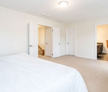For Lease - 407 Linden Drive, Cambridge, Ontario - Photo 6