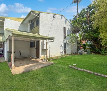 2-Bedroom Townhouse in a Convenient Woree Location - Photo 4