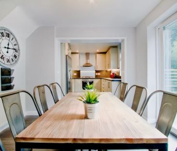 6 Bedrooms 2 bathrooms - Photo 1