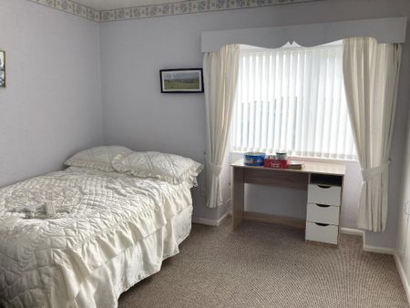 22 Turloughs Hill, Annalong, BT34 4XD - Photo 5