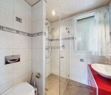 COMPLETE UPDATE IN QUIET NEIGHBORHOOD - Photo 5