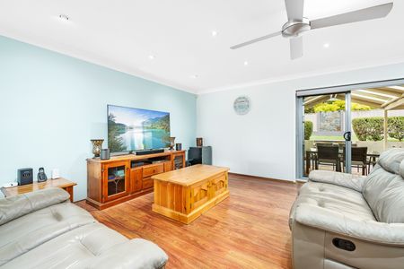 60 Amundsen Street, Leumeah NSW 2560 - House For Rent | Domain - Photo 5