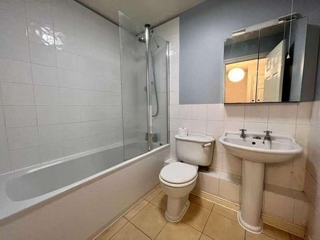 Farriers Road, Epsom, KT17 - Photo 5