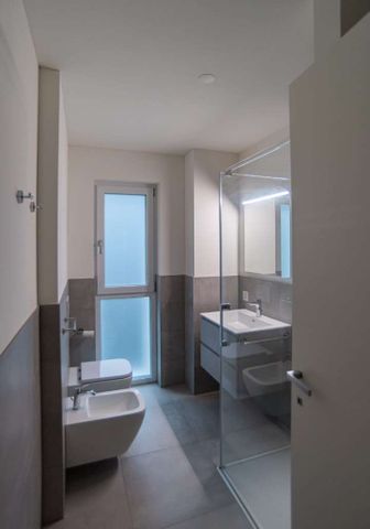 2.5 Zimmer, 50 m², 2. Stock - Photo 4