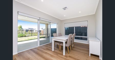 TWO MASTER BEDROOMS WITH ENSUITE & PARTIALLY FURNISHED - Photo 3